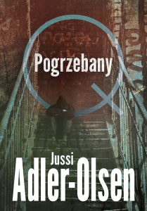 Jussi Adler-Olsen „Pogrzebany”. Fragment